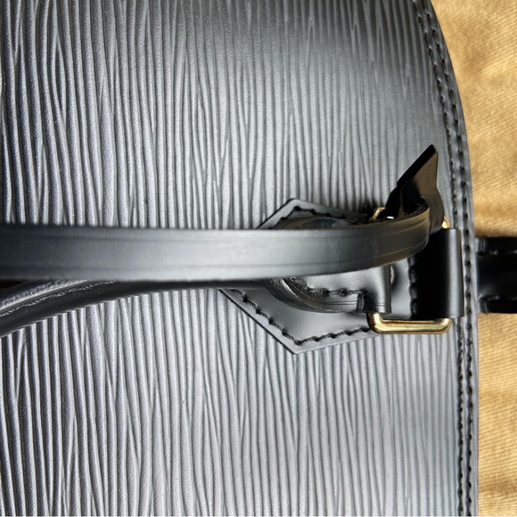 LOUIS VUITTON ALMA GM - Picture 4 of 11